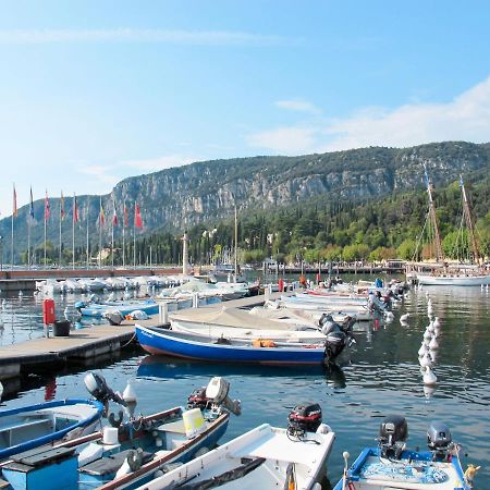 Appartamento Locazione Turistica Ca' Pignoi-4 Garda  Esterno foto